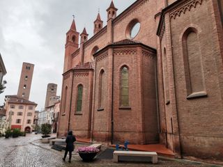 I vari interventi durante la serata di presentazione del termine restauri