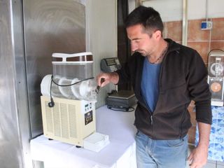 Con la macchina del gelato Con la macchina del gelato