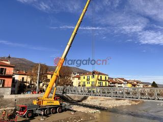 In corso la rimozione della passerella Bailey