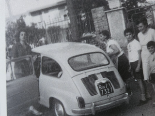 La Fiat Seicento della signora Ester La Fiat Seicento della signora Ester
