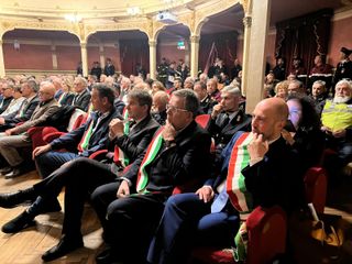 Alcuni momenti della cerimonia tenuta al Teatro Toselli di Cuneo Alcuni momenti della cerimonia tenuta al Teatro Toselli di Cuneo
