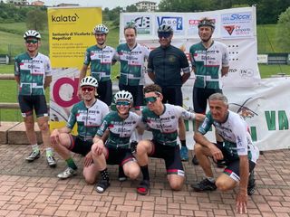 Il gruppo della asd MovaBike che ha organizzato l'evento Il gruppo della asd MovaBike che ha organizzato l'evento