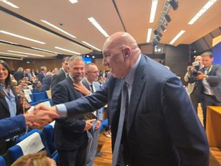 Il Ministro della Difesa Guido Crosetto ad Alba Il Ministro della Difesa Guido Crosetto ad Alba