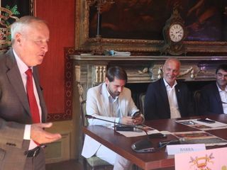Qualche momento della presentazione della 25ª rassegna di "Coloratissimo autunno" a Fossano