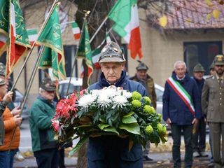SAluzzo, momenti della seconda Festa della Fratellanza alpina della sezione Ana Monviso