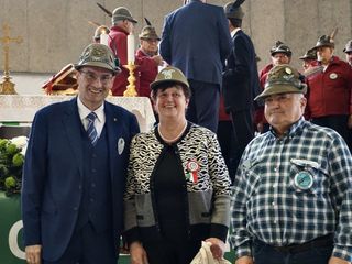 SAluzzo, momenti della seconda Festa della Fratellanza alpina della sezione Ana Monviso