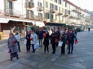 Saluzzo, flash mob con scarpe rosse martedì 25 novembre 2025