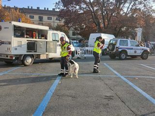 Saluzzo, dimostrazione Unità cinofile APS