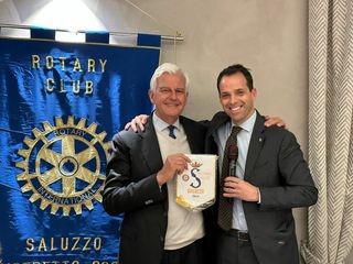 Alessandro Profumo al Rotary Saluzzo - foto Luigi Fassino Alessandro Profumo al Rotary Saluzzo - foto Luigi Fassino