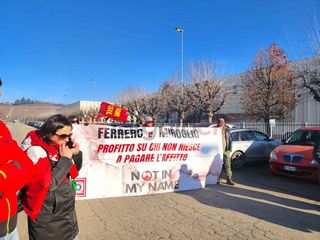 La protesta nell’area industriale di viale Nogaris a Pollenzo, presso Bra