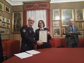 Momenti della conferenza stampa, della consegna dell'onorificenza a Maria Grazia Pallo e della messa del Santo Patrono della Polizia locale