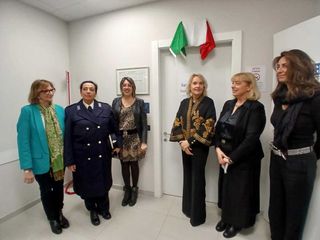 Cerimonia di scoprimento della targa dedicata a Salvatore Morelli per la nuova sala della Consulta comunale Cerimonia di scoprimento della targa dedicata a Salvatore Morelli per la nuova sala della Consulta comunale