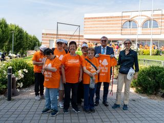 Alba: volontari in partenza dal Palazzo Mostre e Congressi