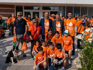 Alba: volontari in partenza dal Palazzo Mostre e Congressi