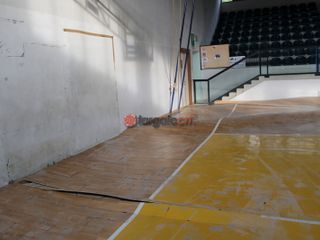 Il palazzetto dopo l'alluvione
