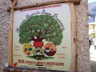 L'insegna dell'Agricola Basso nella sede di Prea