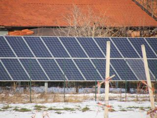 I pannelli fotovoltaici installati dall'azienda