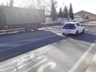 Mezzi pesanti in corso Francia