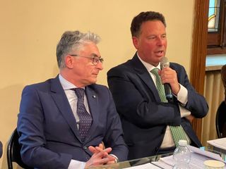 Il professor Stefano Ambrosini col sindaco Carlo Bo