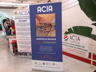 Lo stand al Salone del Volontariato