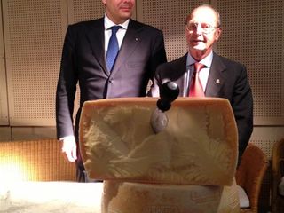 Alberto Biraghi e il presidente Rotary GianMario Civallero Alberto Biraghi e il presidente Rotary GianMario Civallero