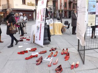 Donne in cammino, la manifestazione in corso Italia