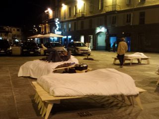 Saluzzo, duo francese boijeot.renauld in piazza Cavour