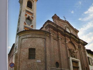 La chiesa di San Giorgio La chiesa di San Giorgio