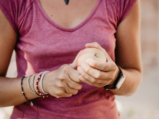 Nella fotogallery di Barbara Guazzone Jessica Riviera e la cavalla Fatima al loro passaggio a Cascina Carlotta Nella fotogallery di Barbara Guazzone Jessica Riviera e la cavalla Fatima al loro passaggio a Cascina Carlotta