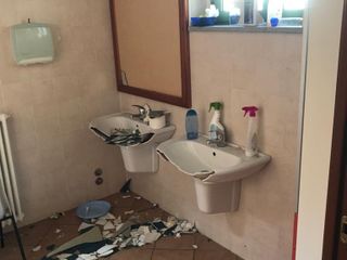 La chiusura temporanea per evitare intrusioni La chiusura temporanea per evitare intrusioni