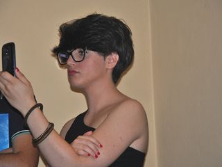 Con l'iPhone per la "prima" di papà