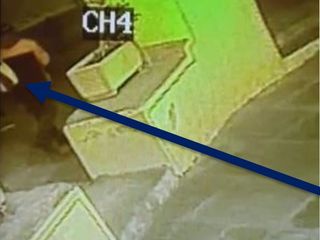 ORE 6.50: Bianco in via Carle Costanzo