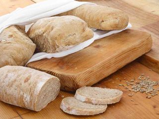 Il pane pronto per essere servito nell'agriturismo