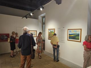 Una sala della pinacoteca Levis-Sismonda con il nuovo allestimento della mostra - Ph. Branca Lore Müller