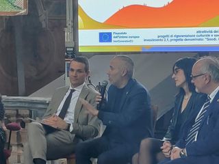 Il sindaco di Guarene di Simone Manzone Il sindaco di Guarene di Simone Manzone