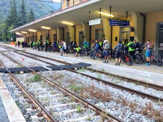 In attesa sul binario