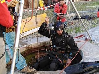 Gherardo Biolla prima della immersione nel pozzo Gherardo Biolla prima della immersione nel pozzo