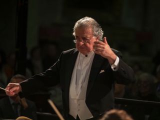 Saluzzo, Concerto in San Giovanni diretto ad Donato Renzetti - foto Scuola di  fotografia Renato Trucco