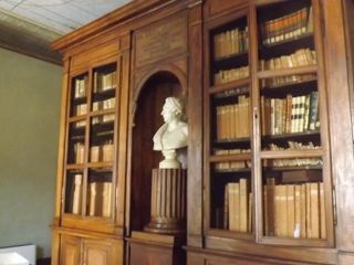 Saluzzo, la collezione di Bodoni nella sua biblioteca Saluzzo, la collezione di Bodoni nella sua biblioteca