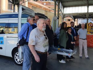 Saluzzo, l'inaugurazione della nuova pedana del Fiat Doblò comunale per il trasporto di persone disabili Saluzzo, l'inaugurazione della nuova pedana del Fiat Doblò comunale per il trasporto di persone disabili