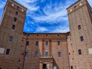 Il castello degli Acaja