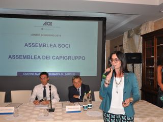 La platea dei soci Aca alla cantina Marchesi di Barolo