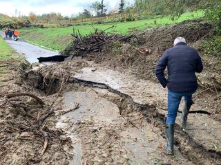 Frana a Vesime, dalla visita di ieri del vicepresidente regionale Carosso Frana a Vesime, dalla visita di ieri del vicepresidente regionale Carosso