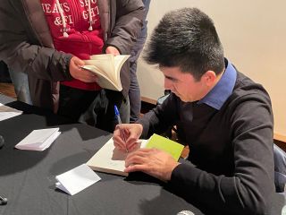 Enaiatollah Akbari a Mondovì Ph_Arianna Pronestì Enaiatollah Akbari a Mondovì Ph_Arianna Pronestì