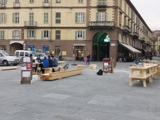 Saluzzo, duo francese boijeot.renauld in piazza Cavour