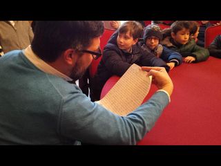 Saluzzo, il sindaco Calderoni legge la proposta degli alunni della Pivano di intitolazione del Politeama a Magda Olivero