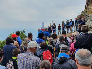 I sindaci di Envie Roberto Mellano, di Revello Daniele Mattio e l’assessore di Barge Silvio Coero Borga on don Mariano Tallone