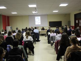 Studenti del Bodoni di Saluzzo alla lezione di Paolo Conte Studenti del Bodoni di Saluzzo alla lezione di Paolo Conte
