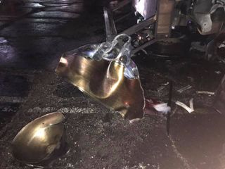 Il rogo nel quale è andata distrutta la mongolfiera Puddles (foto Andrew Holly)