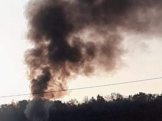 La colonna di fumo visibile da lontano